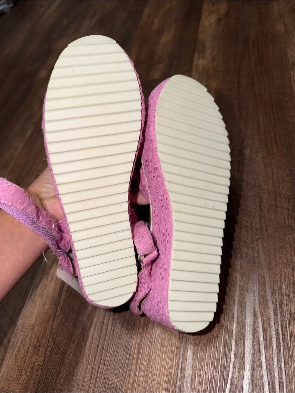 Justice Girls Purple Eyelet Wedge Sandals size 4 NWT
